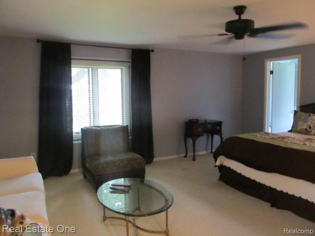 1864 Carter Road Rochester, MI 48306 - Photo 15 of 29 photo 26.jpg