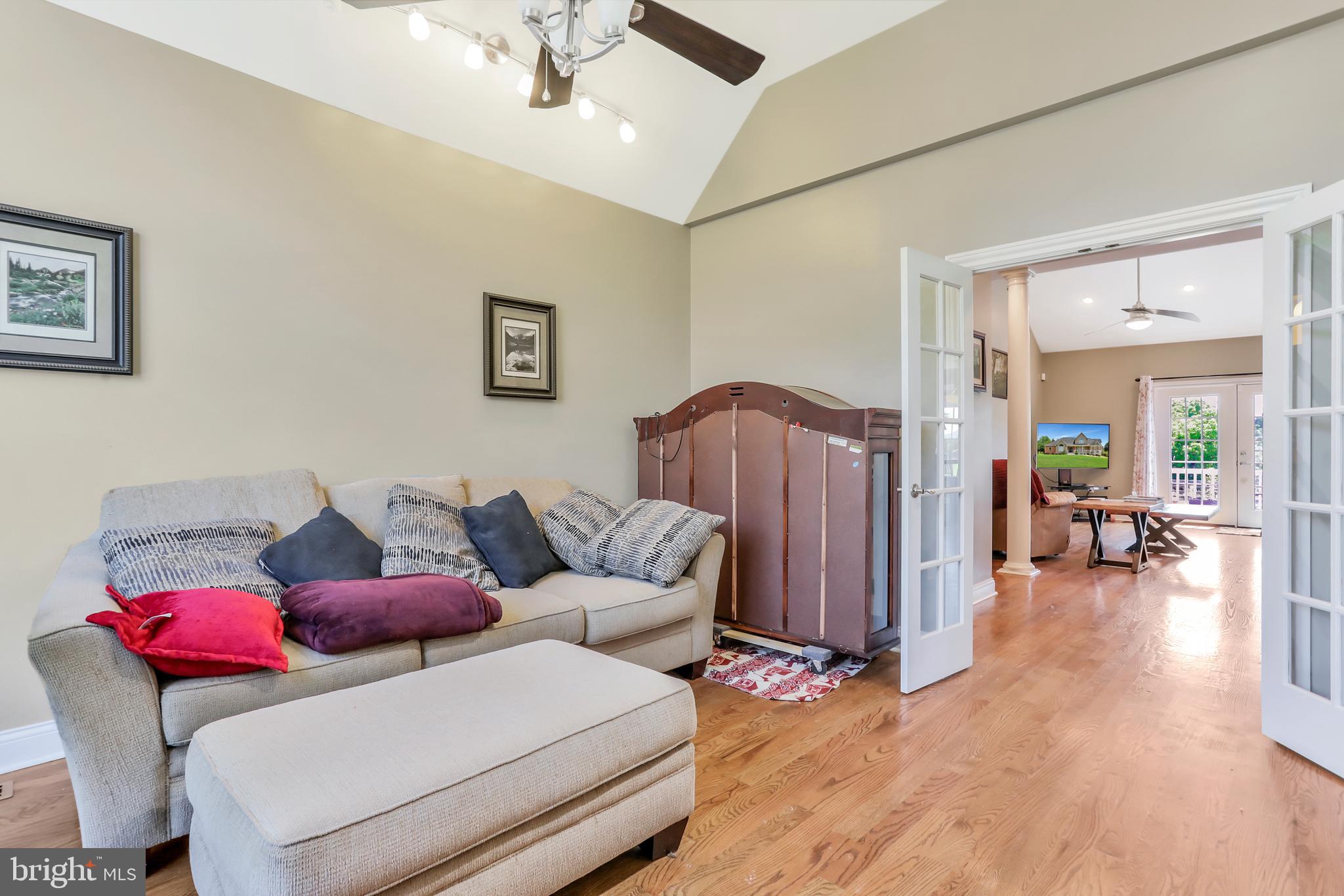401 South Buckton Road Middletown, VA 22645 - Photo 14 of 86 Gallery Image 14