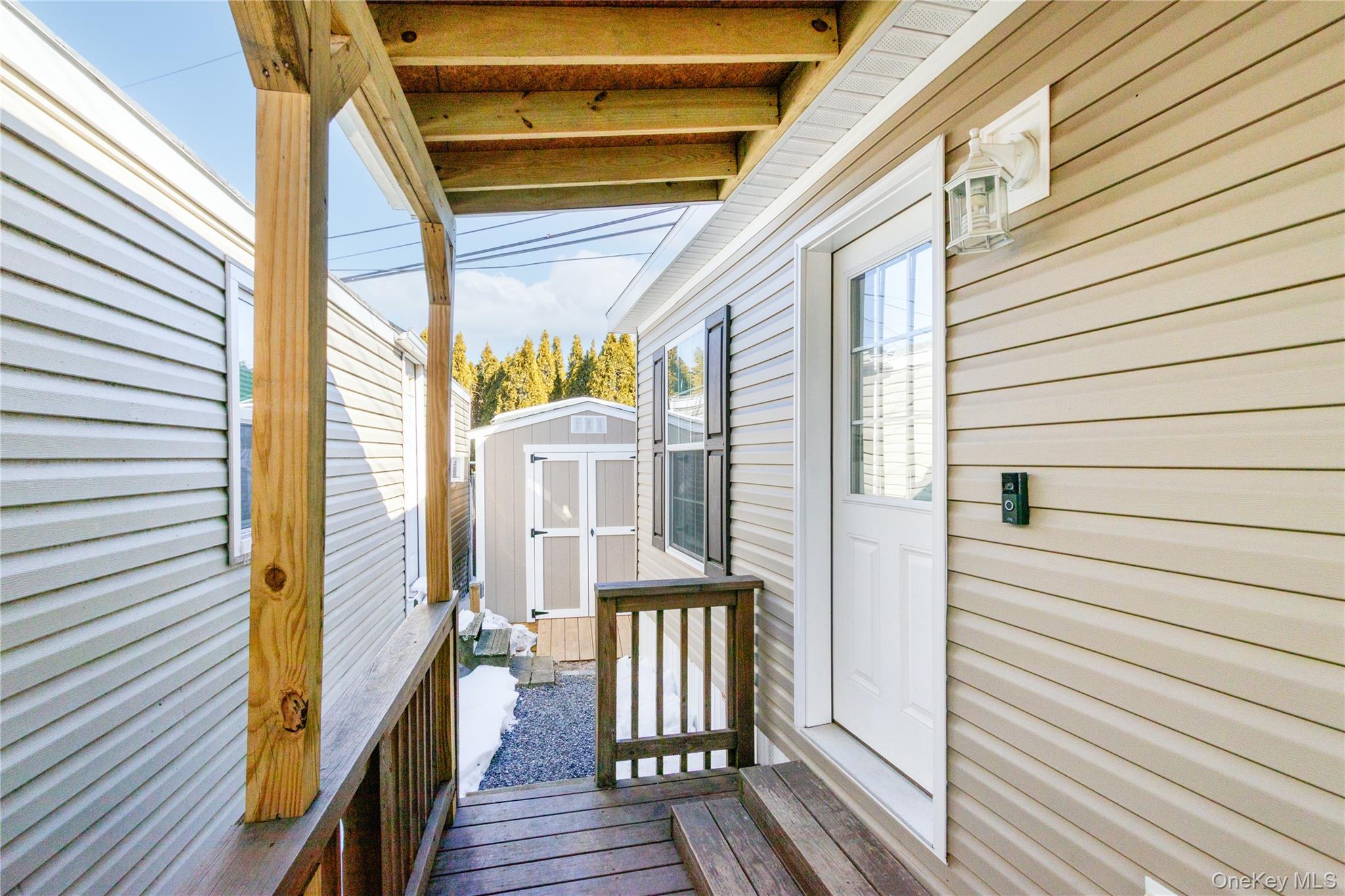 150-4 Main Street Islip, NY 11751 - Photo 3 of 12