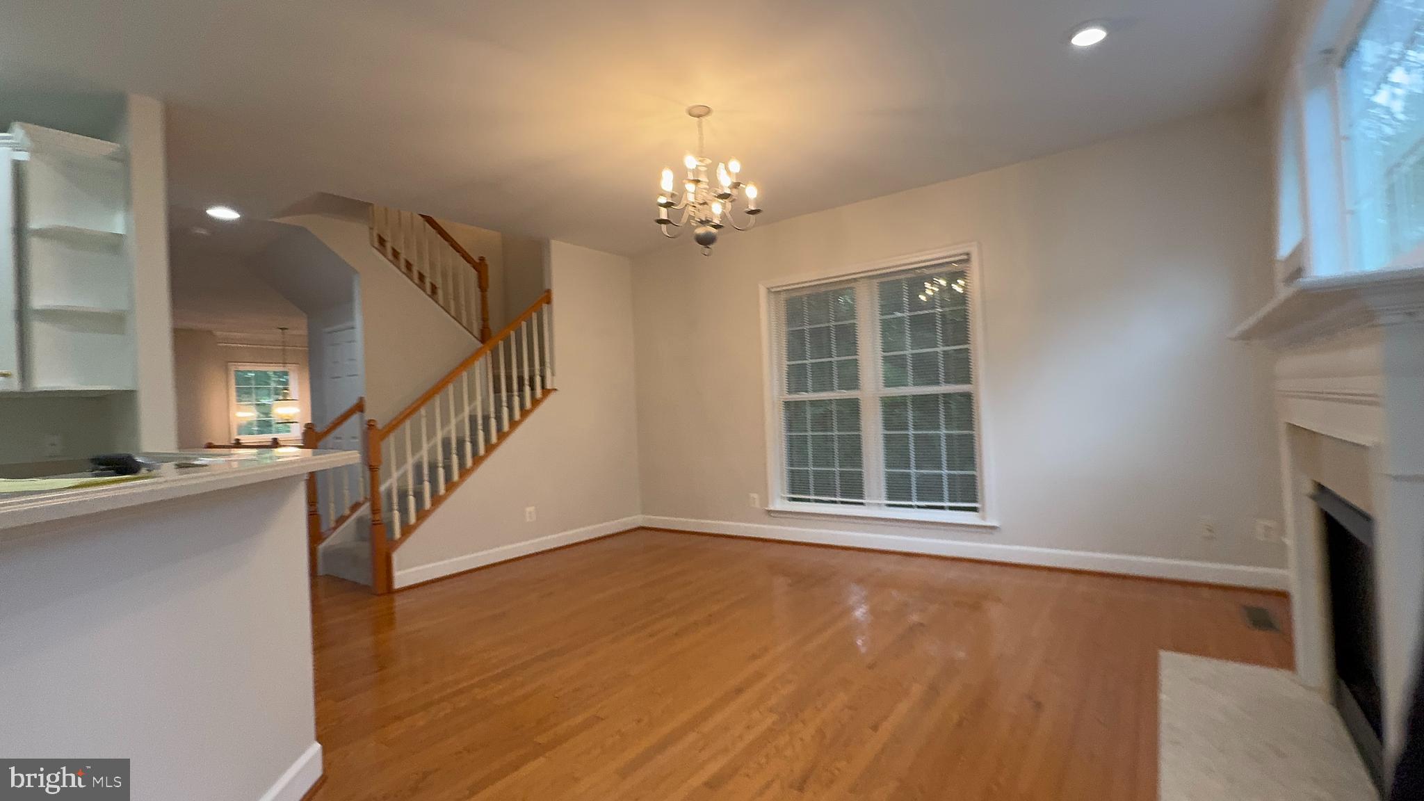 9283 Laurel Ridge Crossing Road Lorton, VA 22079 - Photo 6 of 35 Dining Room
