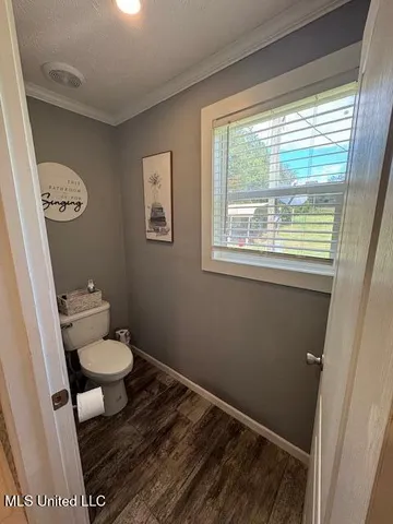 $240,000 | 1014 Diane Circle, Summit, MS 39666