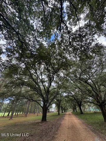 $240,000 | 1014 Diane Circle, Summit, MS 39666