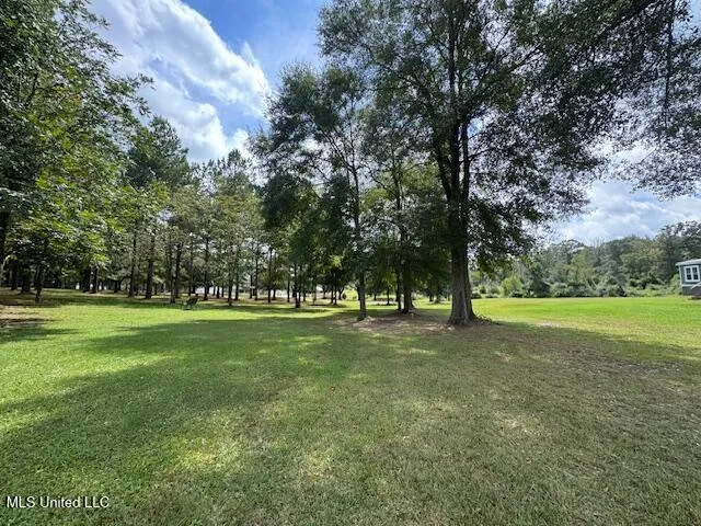 $240,000 | 1014 Diane Circle, Summit, MS 39666