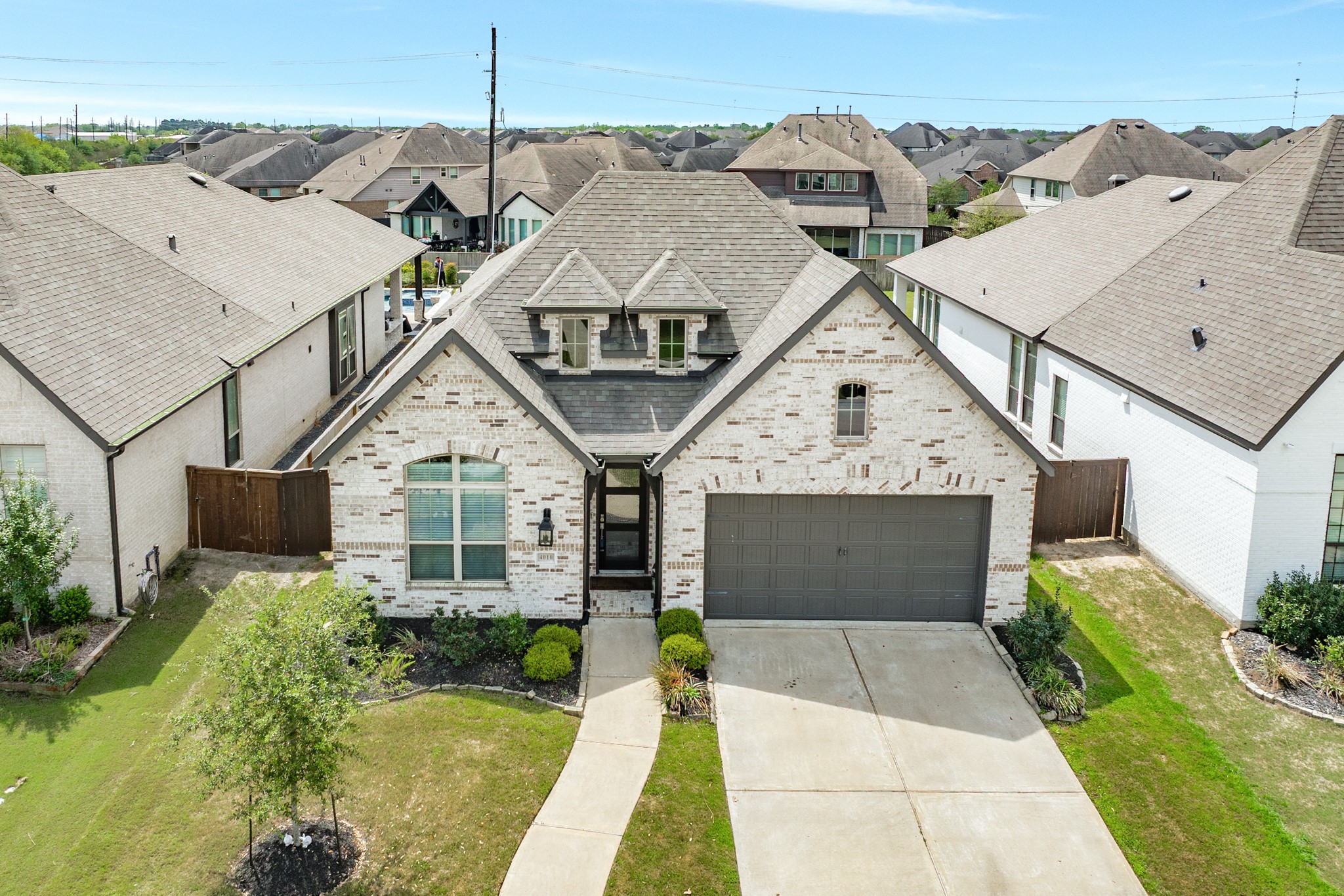 4010 Shackleton Court Rosharon, TX 77583 - Photo 2 of 37