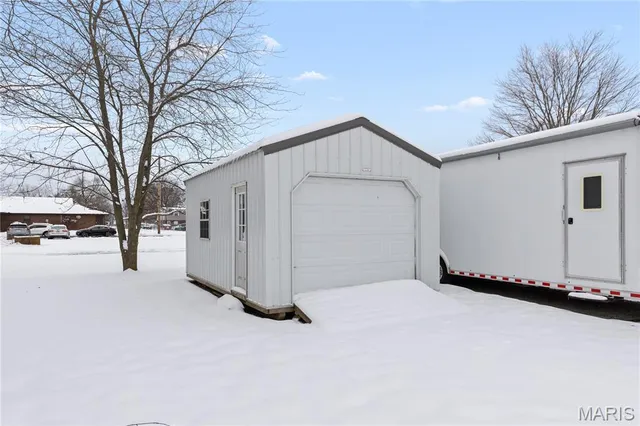 $249,900 | 127 Cassens Avenue, Hamel, IL 62046