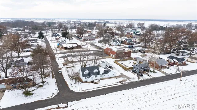 $249,900 | 127 Cassens Avenue, Hamel, IL 62046