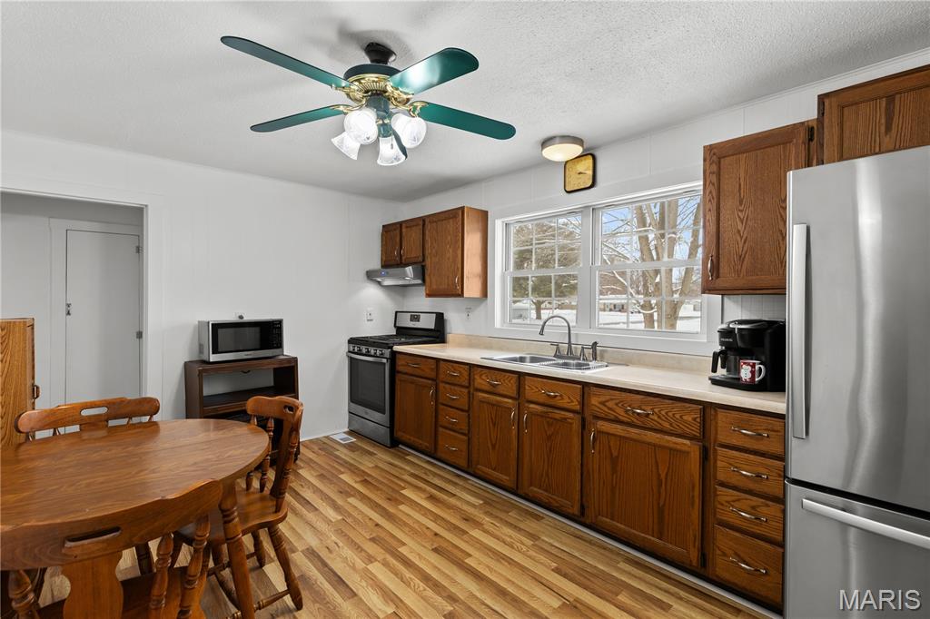 127 Cassens Avenue Hamel, IL 62046 - Photo 8 of 45