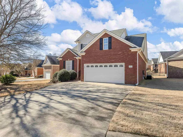 $389,900 | 484 Cider Park Drive, Boiling Springs, SC 29316