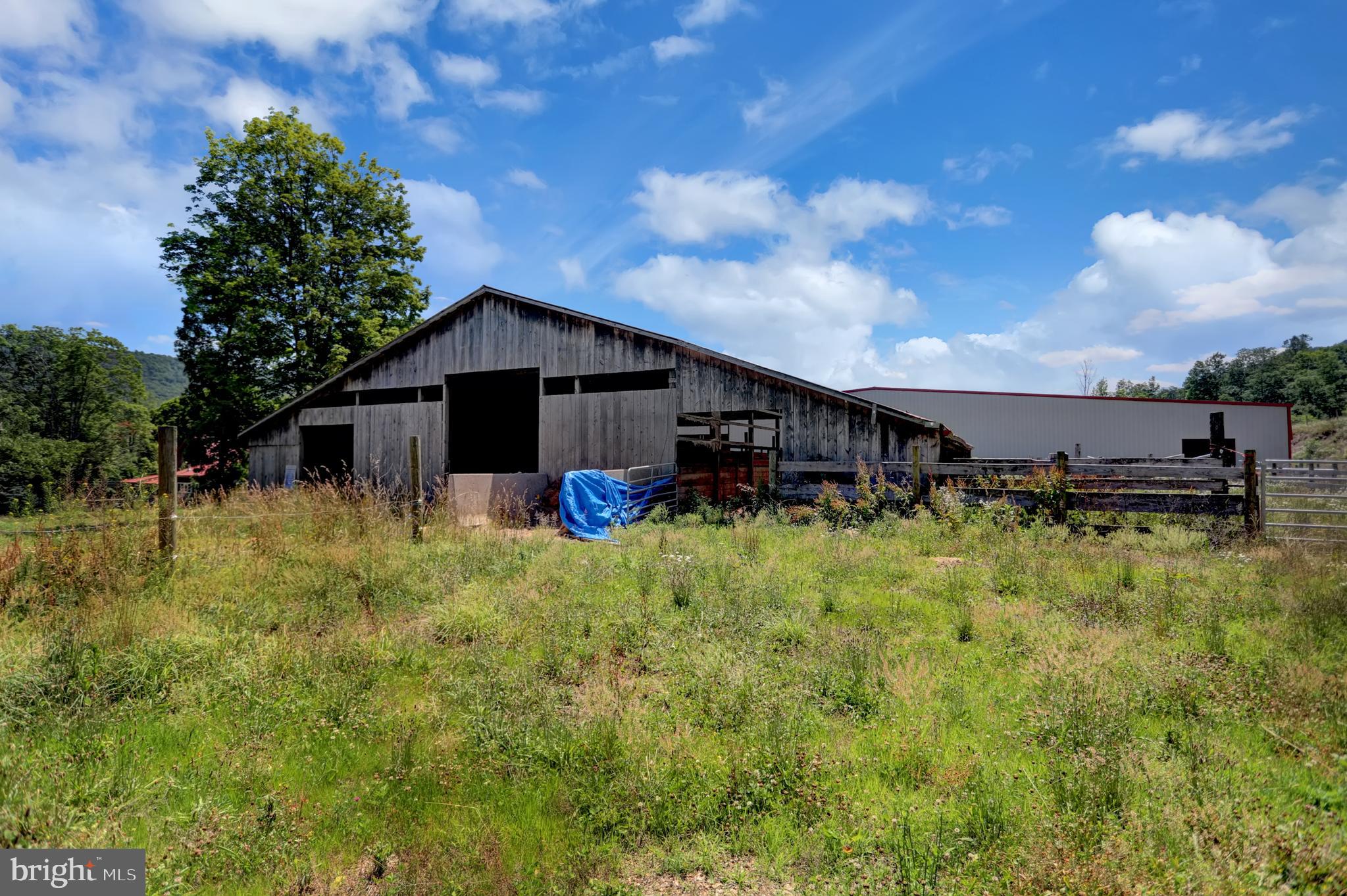 4565 Horse Valley Road East Waterford, PA 17021 - Photo 21 of 111