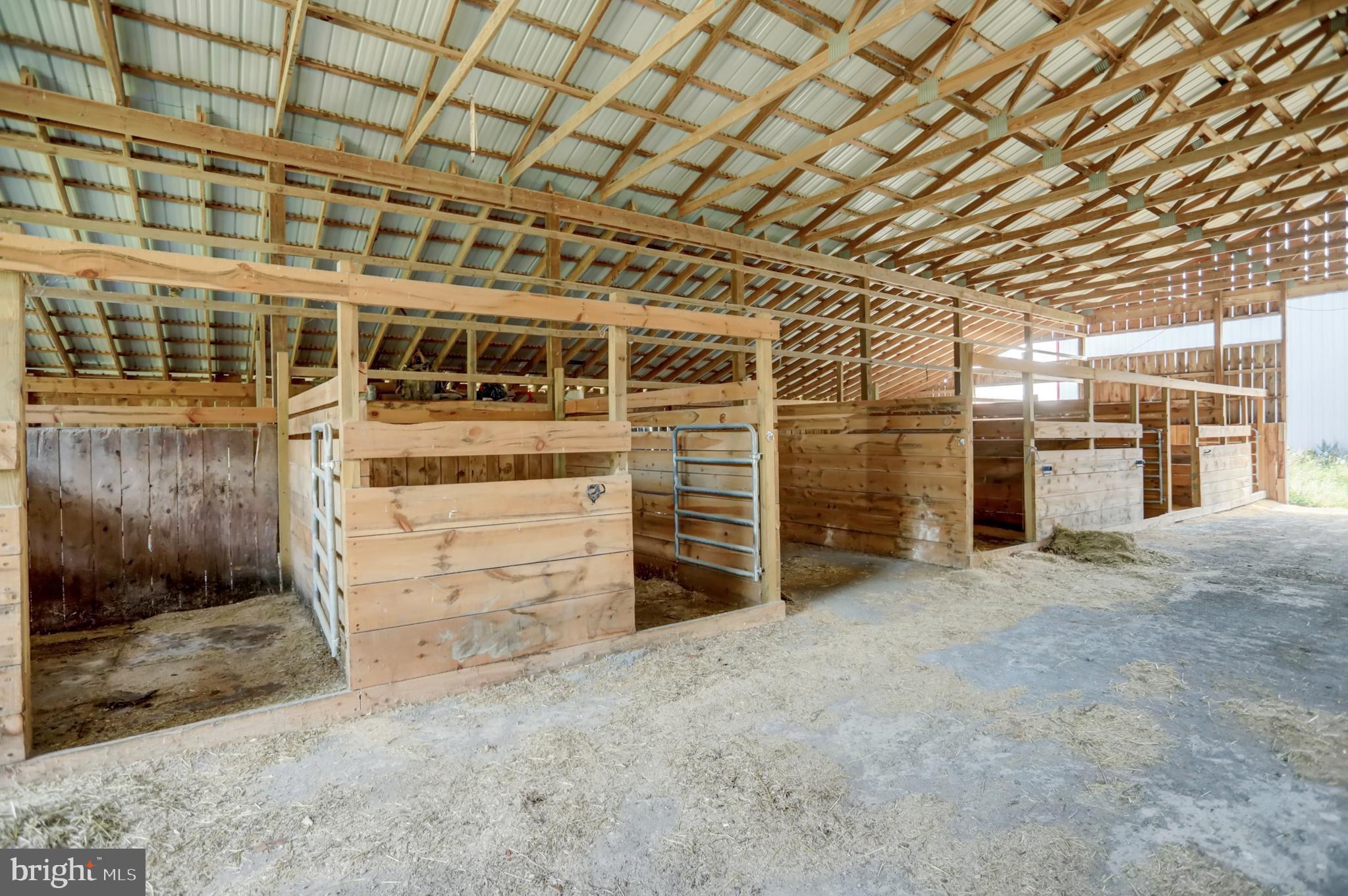 4565 Horse Valley Road East Waterford, PA 17021 - Photo 27 of 111