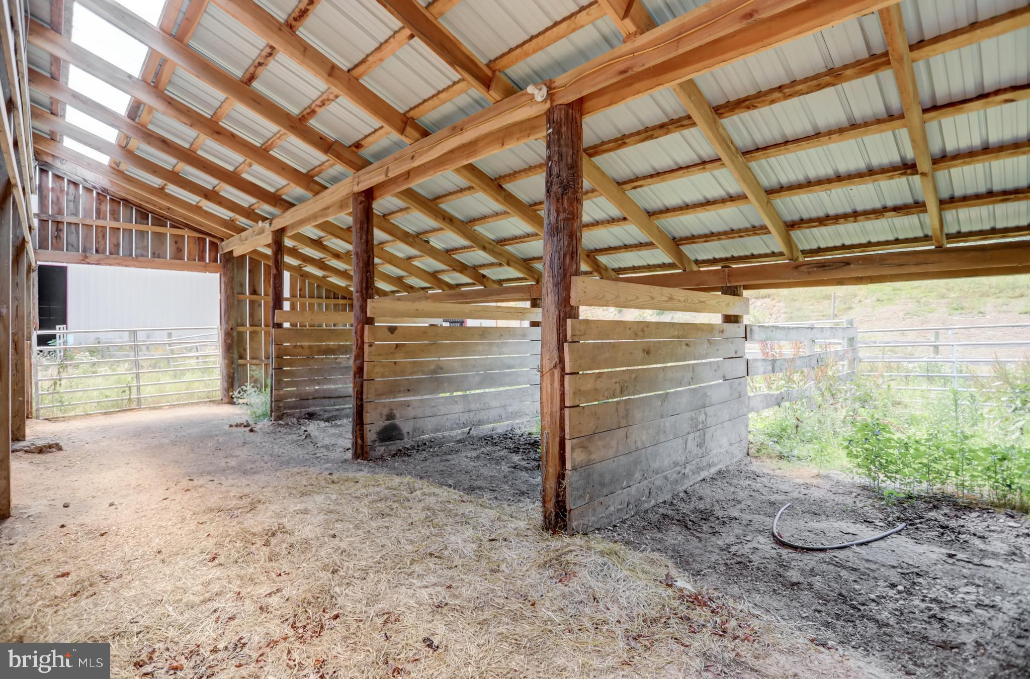 4565 Horse Valley Road East Waterford, PA 17021 - Photo 31 of 111