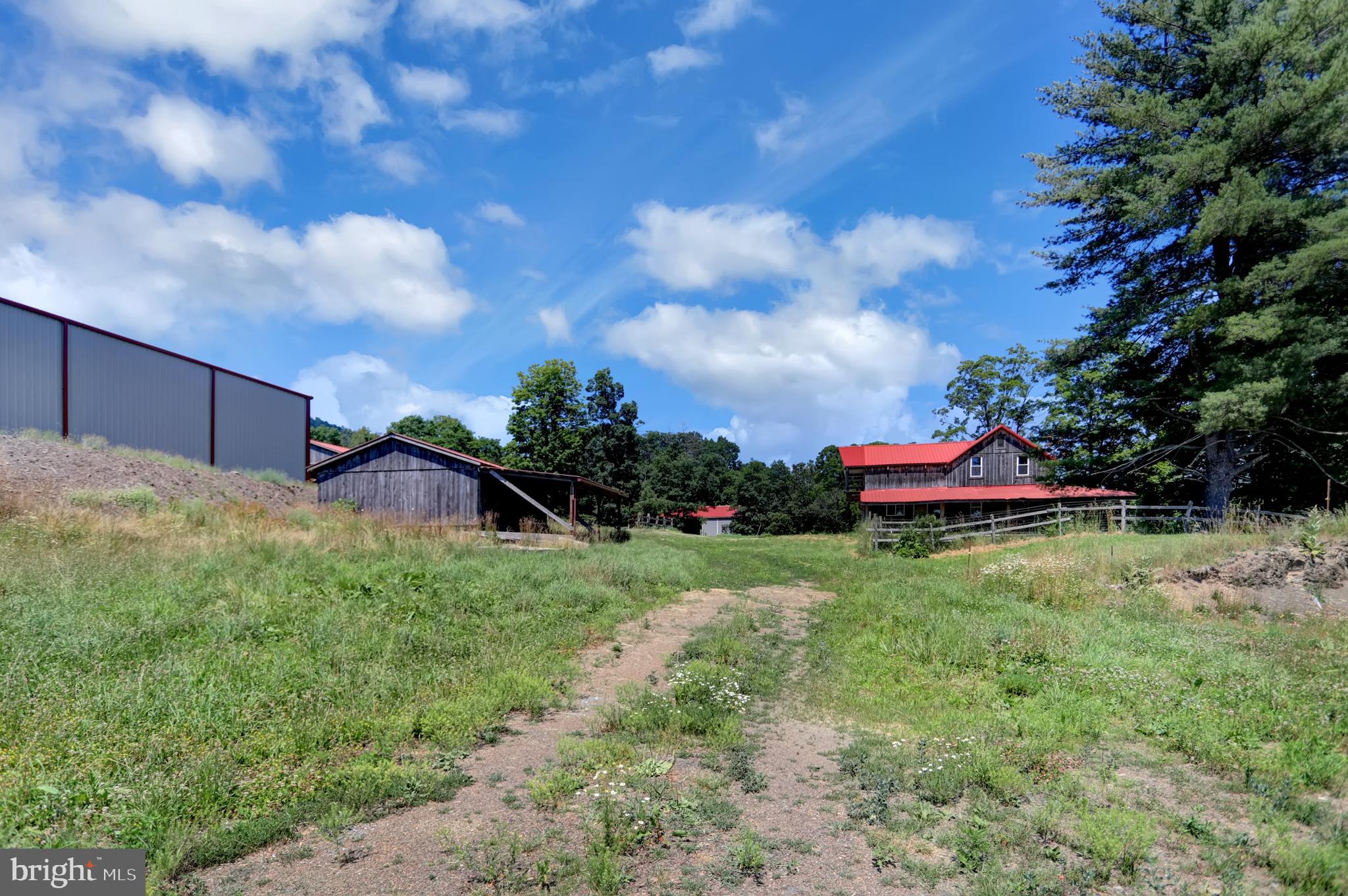 4565 Horse Valley Road East Waterford, PA 17021 - Photo 40 of 111