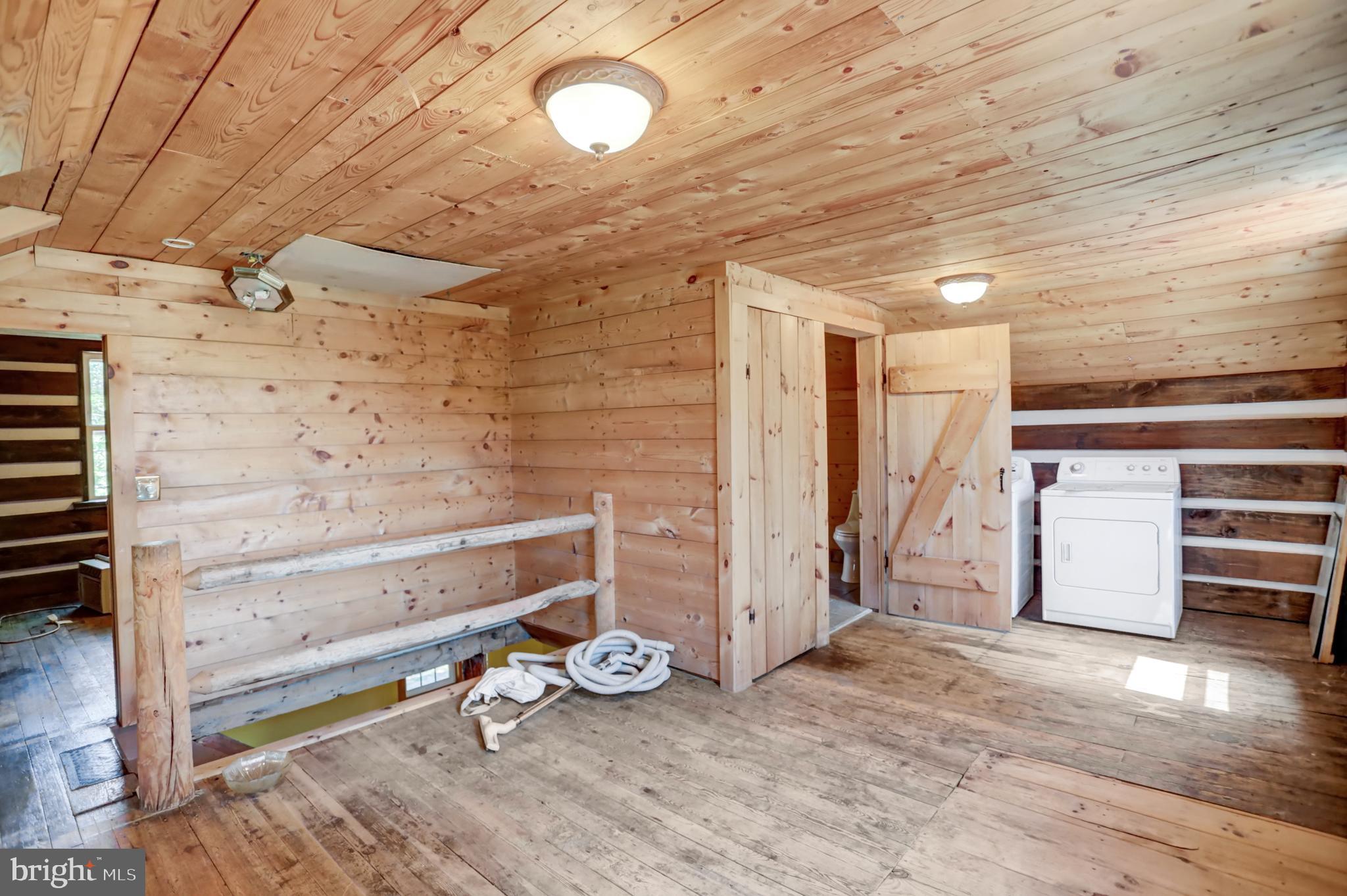 4565 Horse Valley Road East Waterford, PA 17021 - Photo 85 of 111