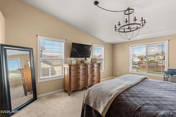 $439,000 | 1525 South 15th Street, Sunnyside, WA 98944