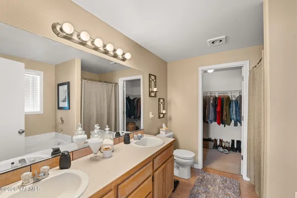 $439,000 | 1525 South 15th Street, Sunnyside, WA 98944