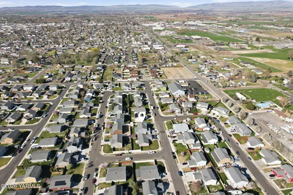 $439,000 | 1525 South 15th Street, Sunnyside, WA 98944