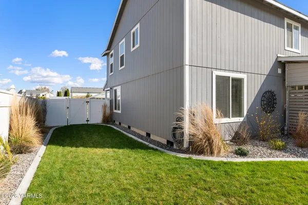 $439,000 | 1525 South 15th Street, Sunnyside, WA 98944