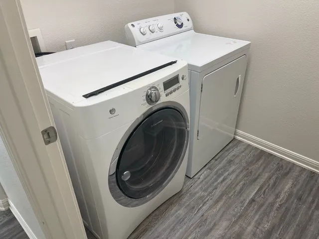 $1,800 | 1108 Delia Chappa Lane, Hutto, TX 78634