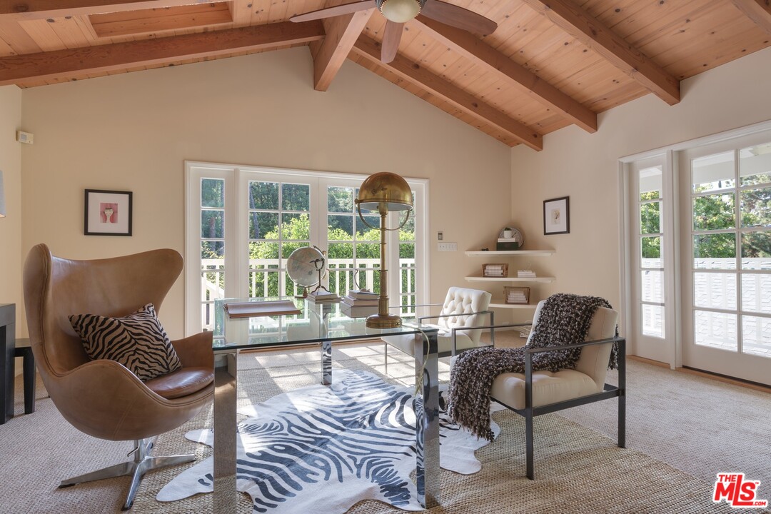 16560 Adlon Road Encino, CA 91436 - Photo 34 of 36 Gallery Image 34