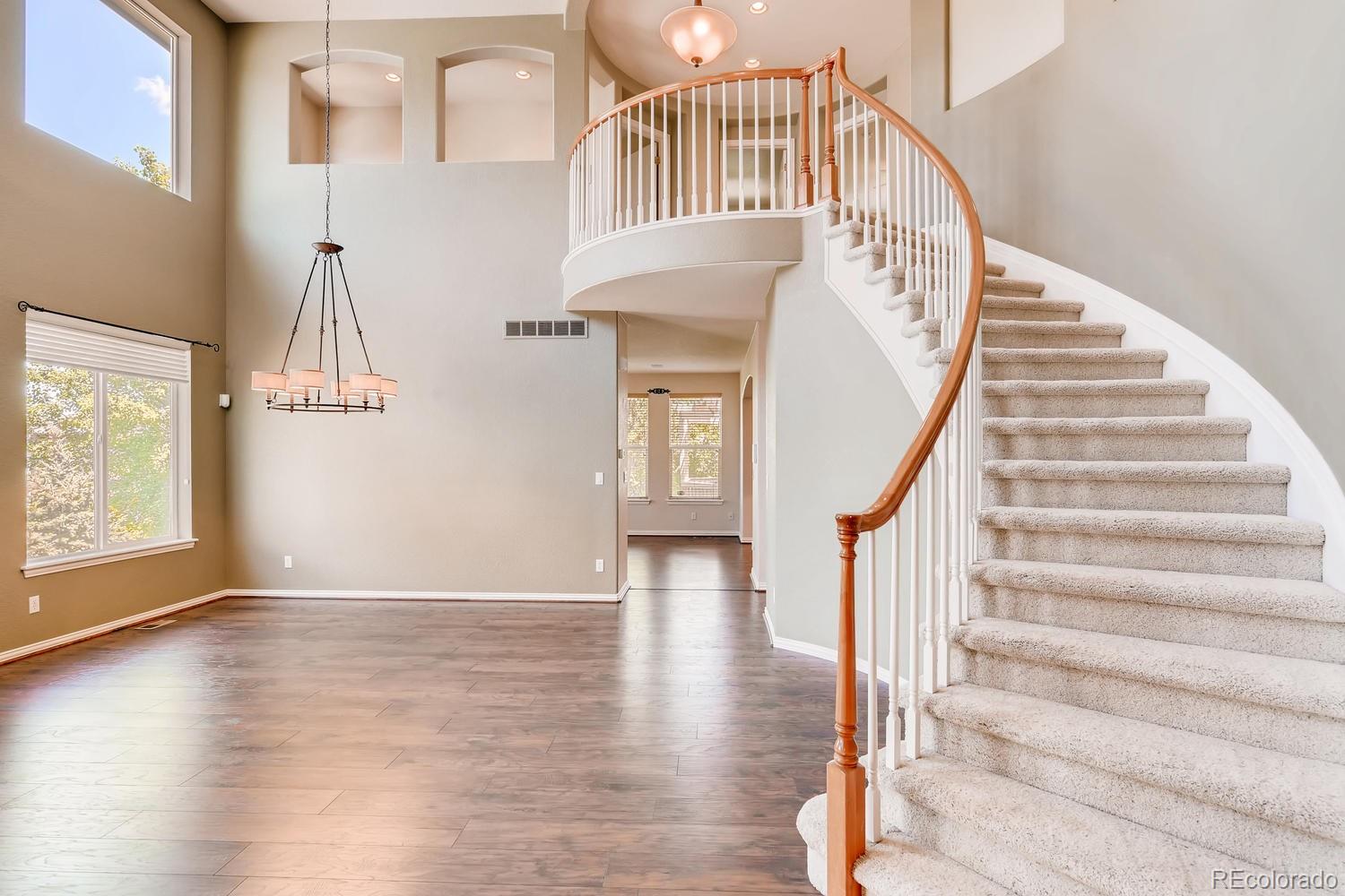 10802 Chadsworth Point Highlands Ranch, CO 80126 - Photo 2 of 28 Gallery Image 2