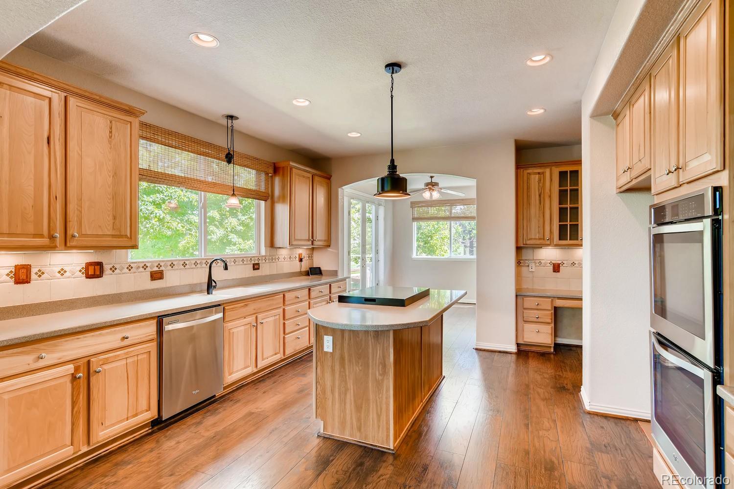 10802 Chadsworth Point Highlands Ranch, CO 80126 - Photo 6 of 28 Gallery Image 6