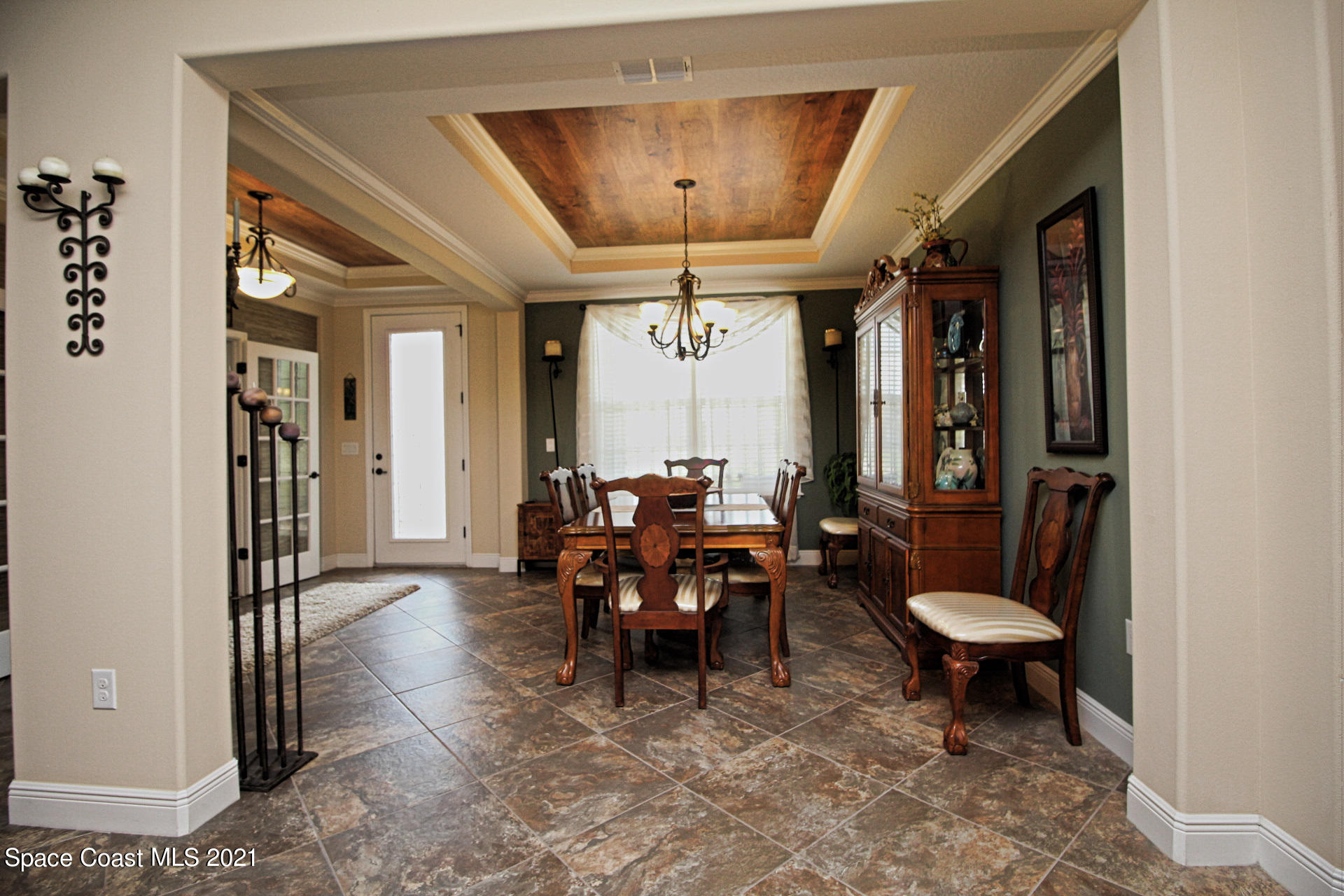4034 Preservation Circle Melbourne, FL 32934 - Photo 10 of 25 a view of a livingroom with furniture and a window