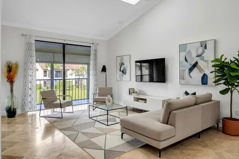 $359,000 | 7888 La Mirada Drive, Boca Raton, FL 33433