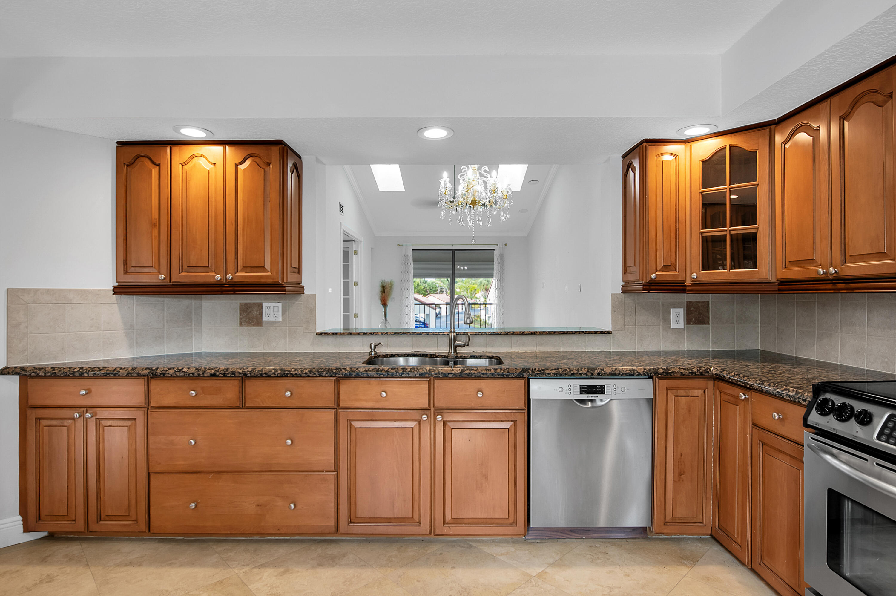 7888 La Mirada Drive Boca Raton, FL 33433 - Photo 9 of 61 7888-27