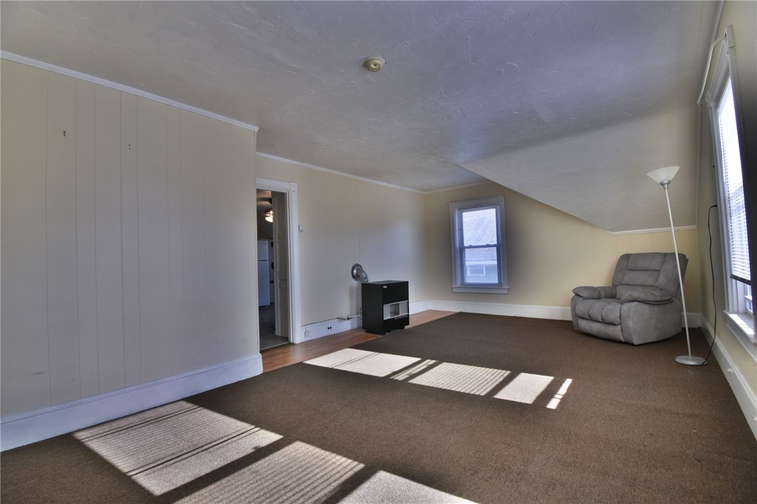 987 Mendon Road Cumberland, RI 02864 - Photo 12 of 29 3rd Living