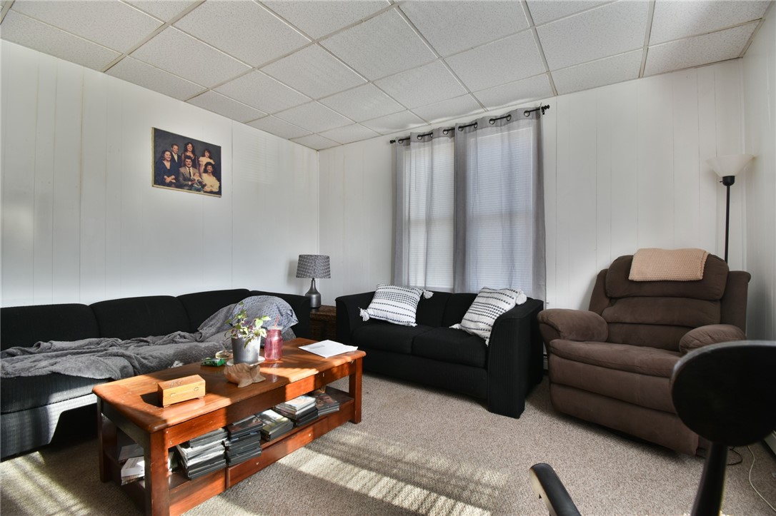 987 Mendon Road Cumberland, RI 02864 - Photo 21 of 29 2nd living