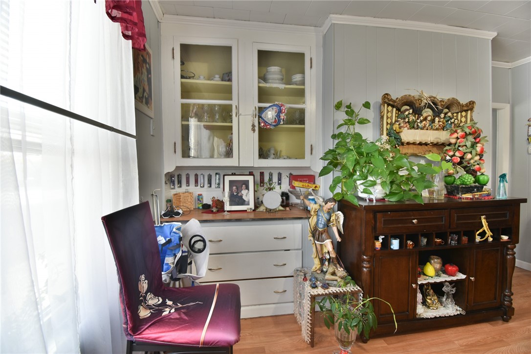 987 Mendon Road Cumberland, RI 02864 - Photo 24 of 29 1st dining