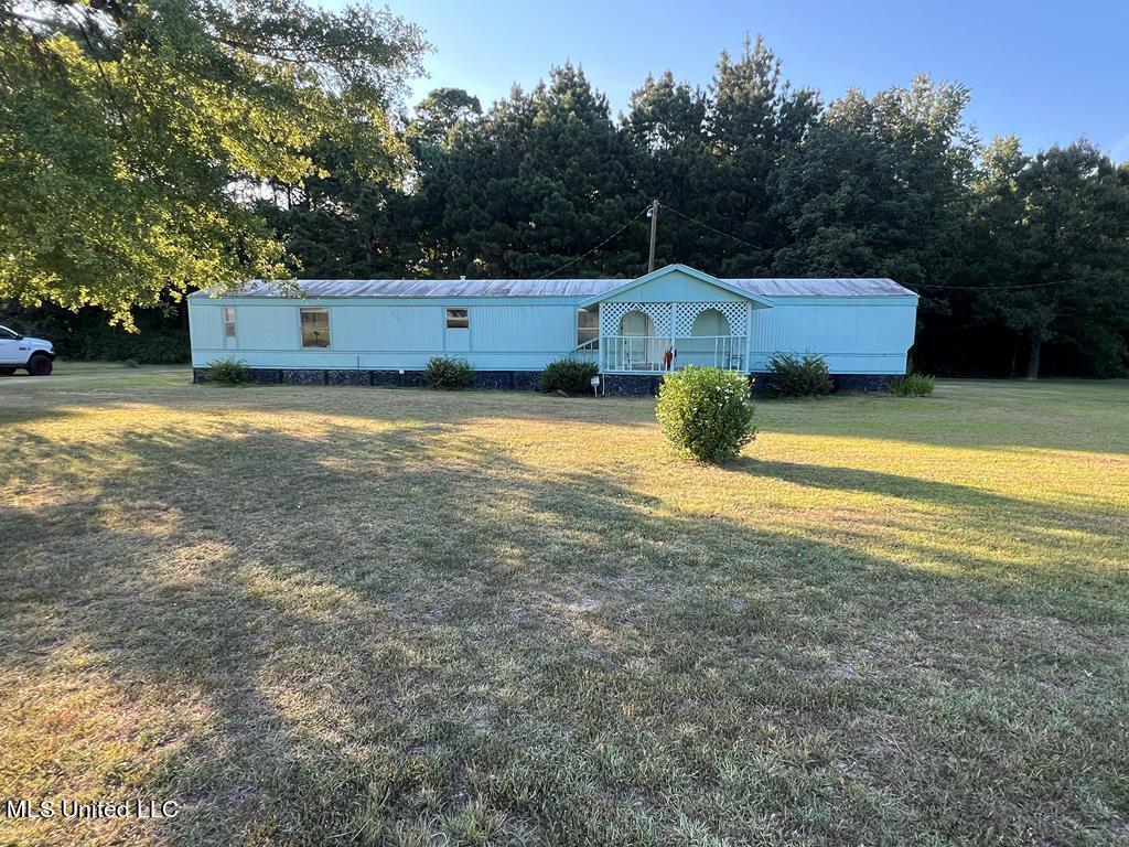 1259 Heucks Retreat Road Northeast Brookhaven, MS 39601 - Photo 1 of 14 HEUCKS RETREAT PIC 1