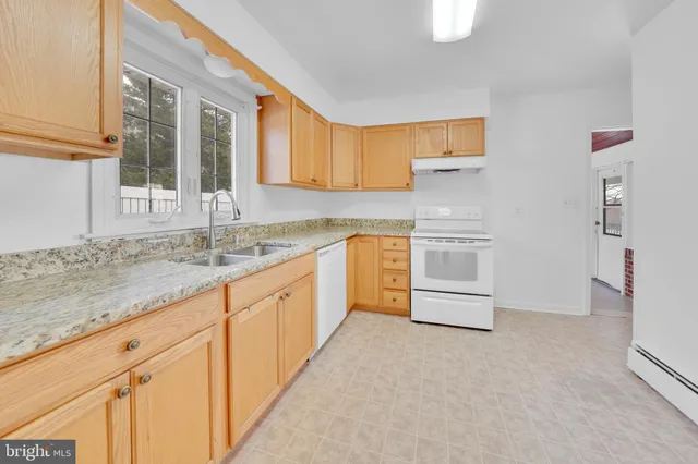 $389,900 | 4138 Hillcrest Avenue, Hampstead, MD 21074