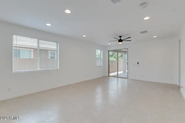 $2,495 | 3808 South 65th Avenue, Phoenix, AZ 85043