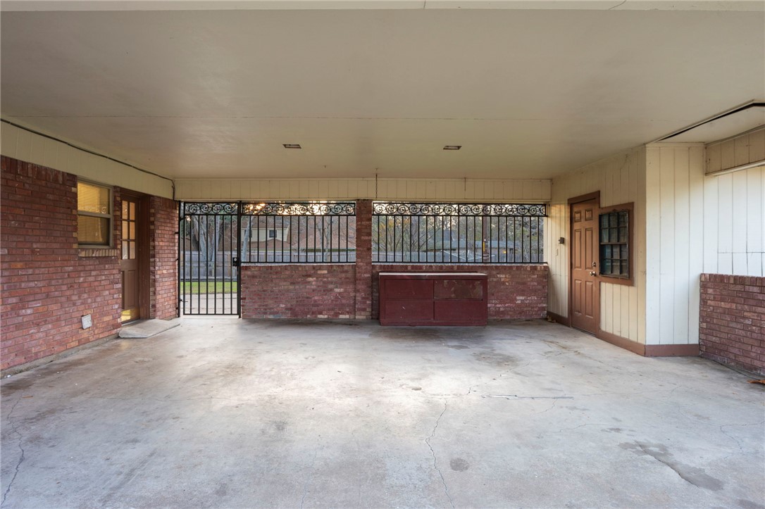 2606 Melba Circle Bryan, TX 77802 - Photo 28 of 34 a view of an empty room with a window