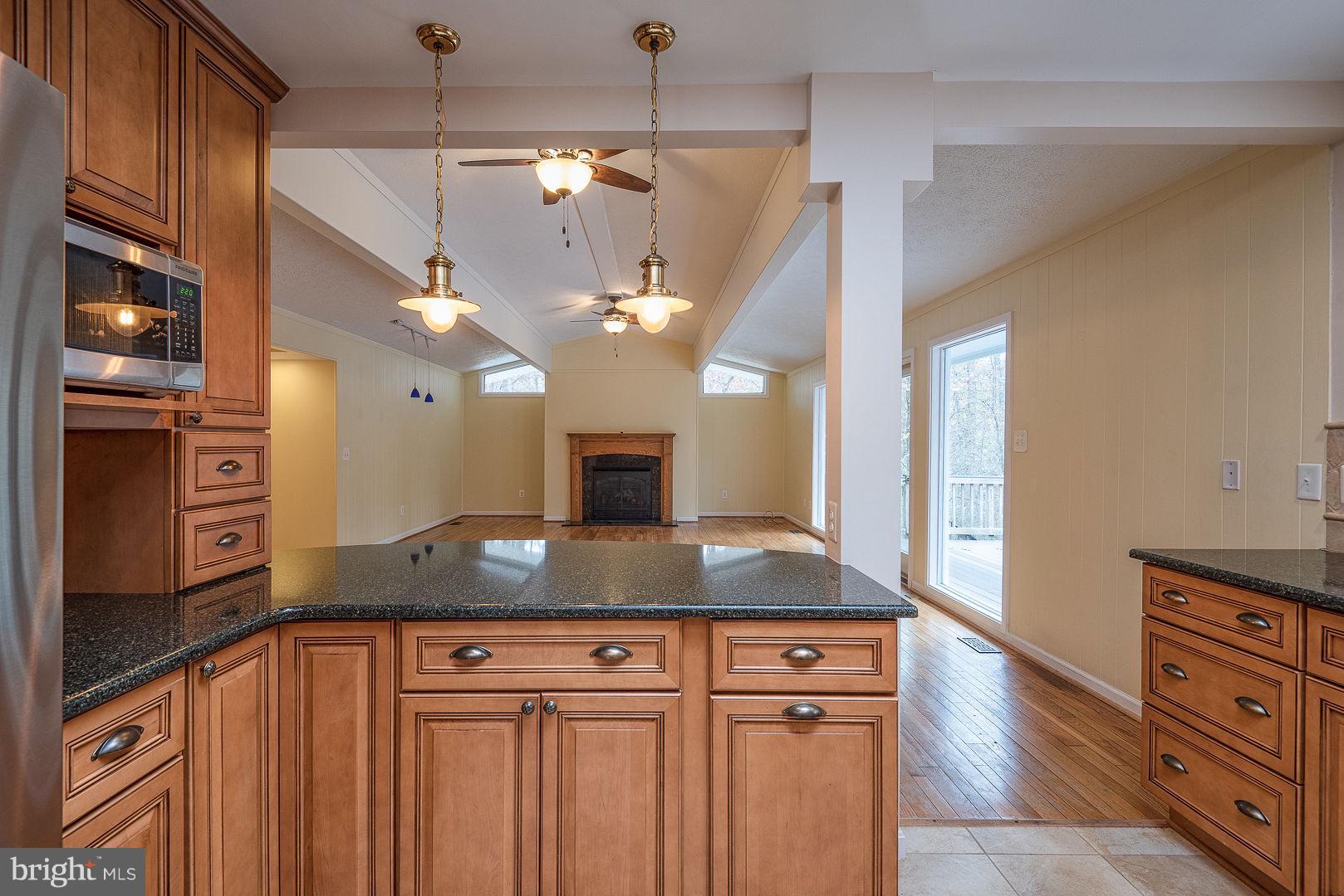 22127 Watson Road Leesburg, VA 20175 - Photo 24 of 67 Kitchen