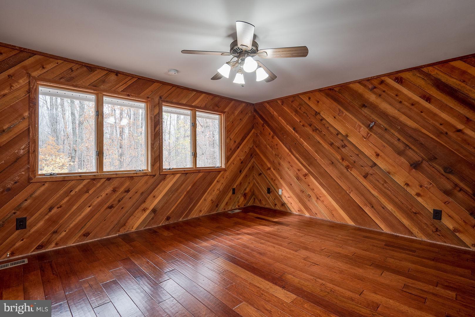 22127 Watson Road Leesburg, VA 20175 - Photo 33 of 67 Bedroom
