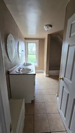 $179,900 | 1632 Oak Street, Chicago Heights, IL 60411