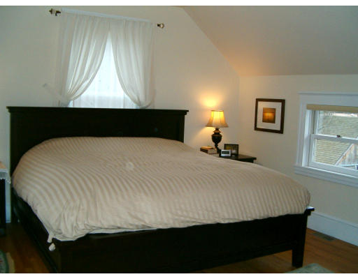 32 Thayer Street Amherst, MA 01002 - Photo 22 of 26 Gallery Image 22