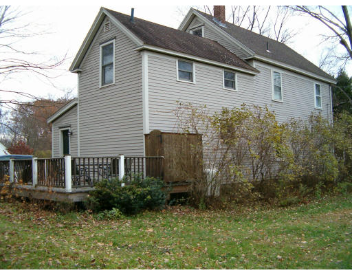 32 Thayer Street Amherst, MA 01002 - Photo 3 of 26 Gallery Image 3