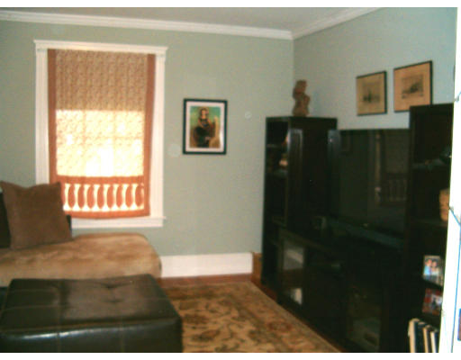 32 Thayer Street Amherst, MA 01002 - Photo 9 of 26 Gallery Image 9