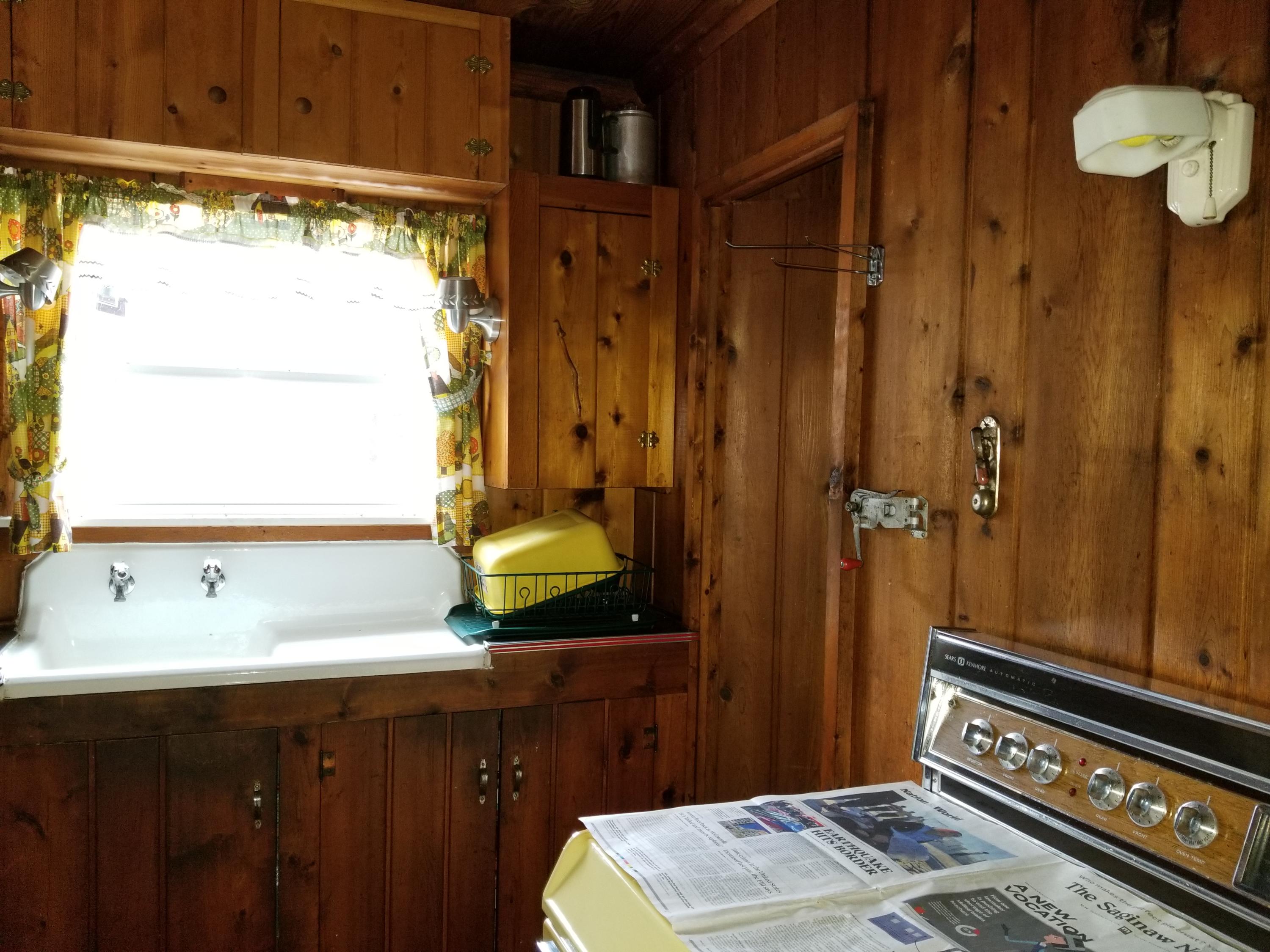 1616 Hill Road Lewiston, MI 49756 - Photo 10 of 32 Gallery Image 10