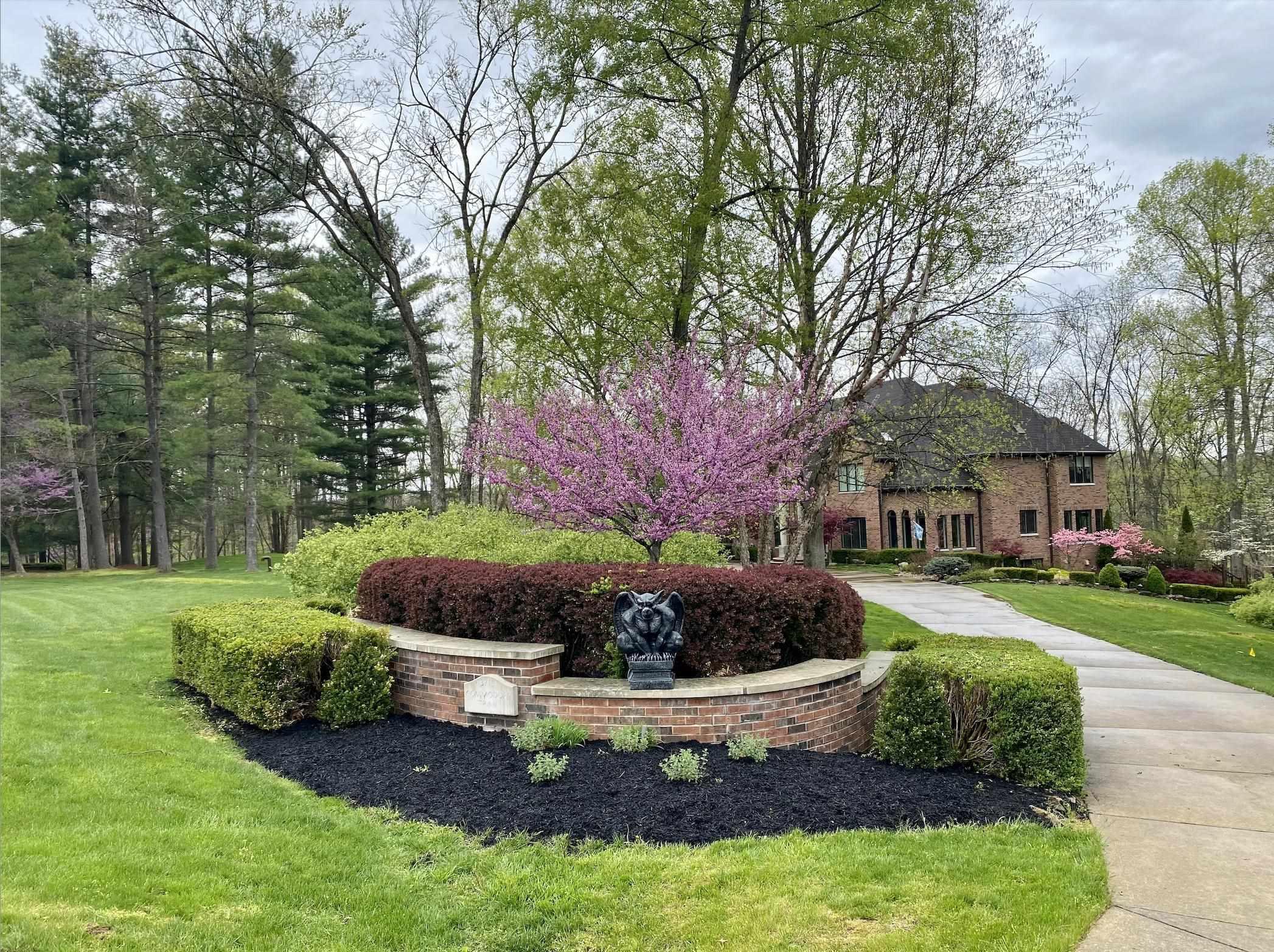 3715 Commodore Trail Bloomington, IN 47408 - Photo 2 of 36