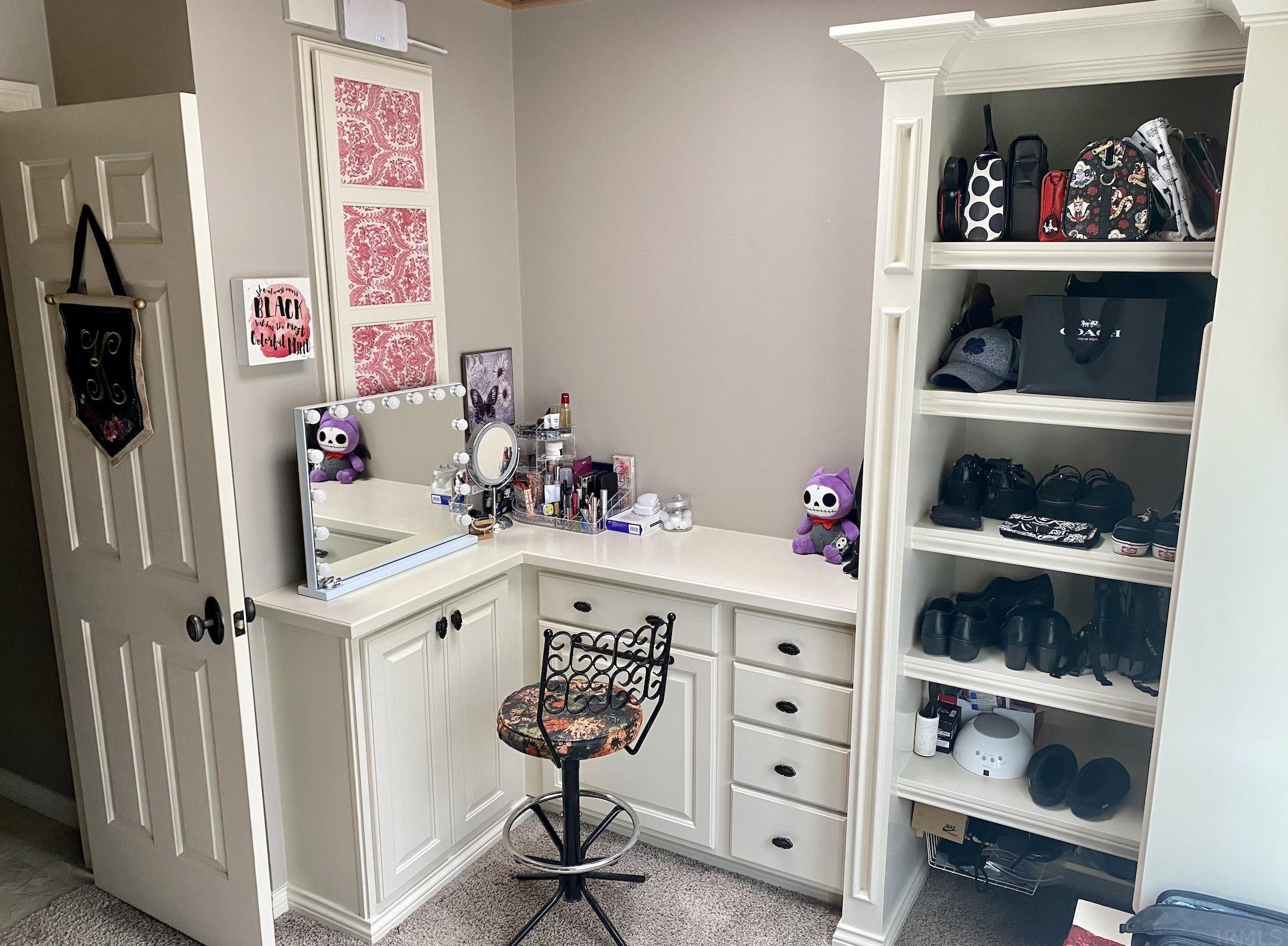 3715 Commodore Trail Bloomington, IN 47408 - Photo 27 of 36