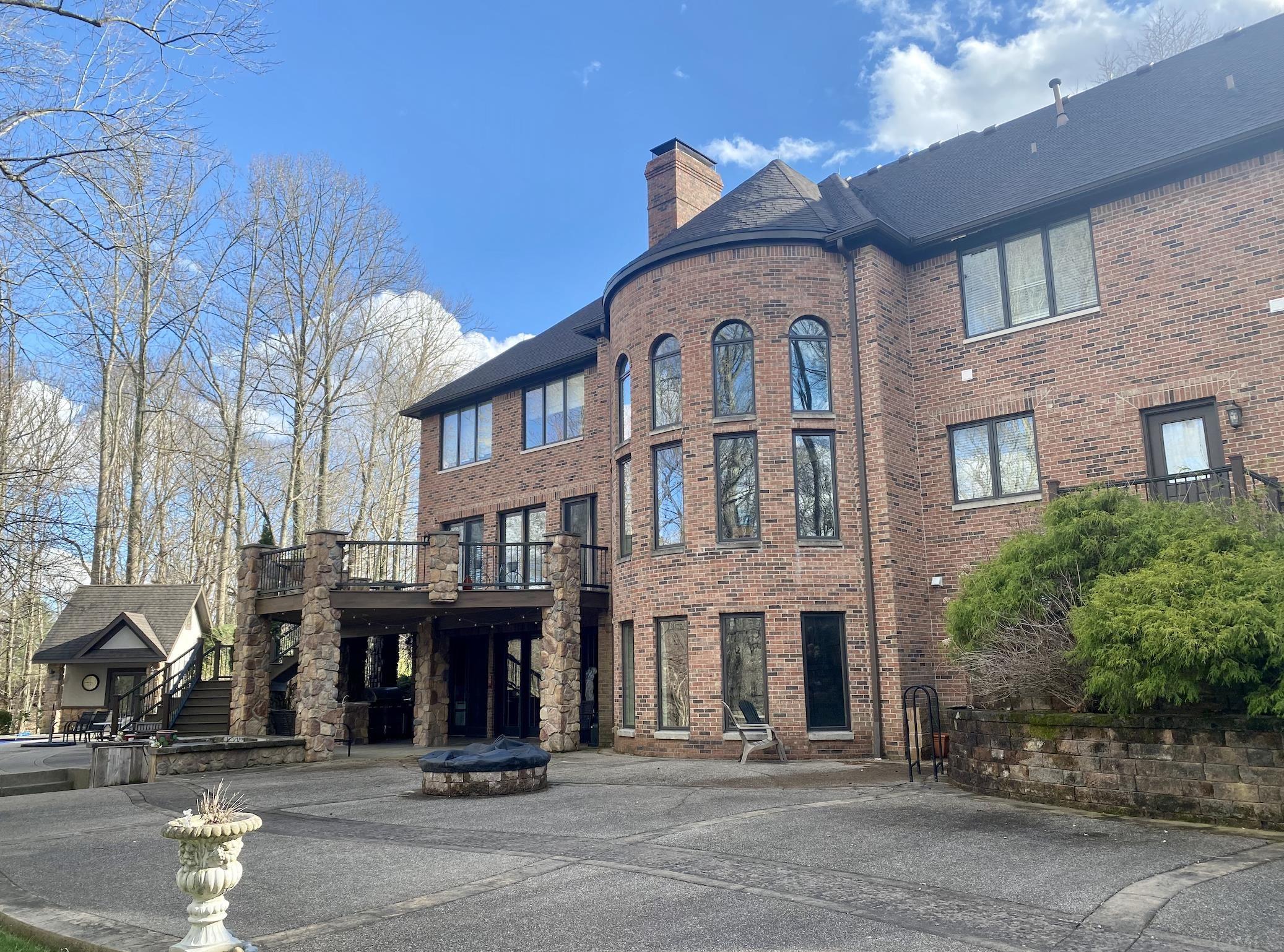 3715 Commodore Trail Bloomington, IN 47408 - Photo 6 of 36