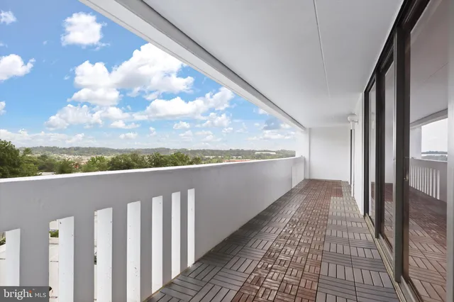 $370,000 | 6101 Edsall Road, Unit 611, Alexandria, VA 22304