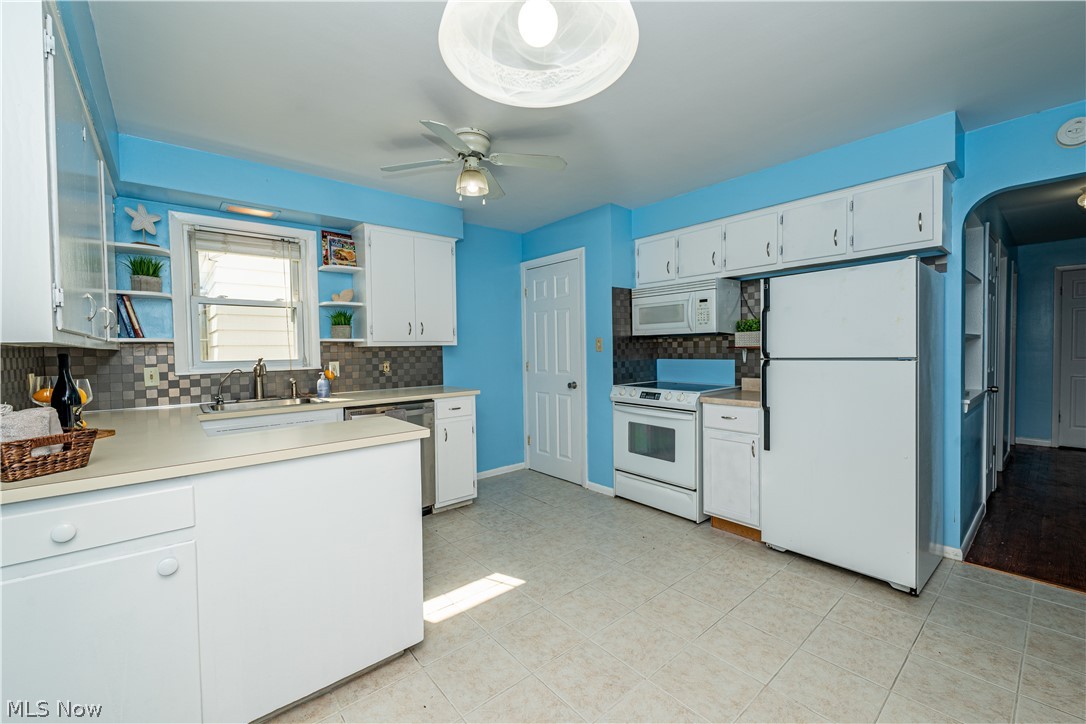 5965 Edgewood Road Cleveland, OH 44124 - Photo 5 of 35