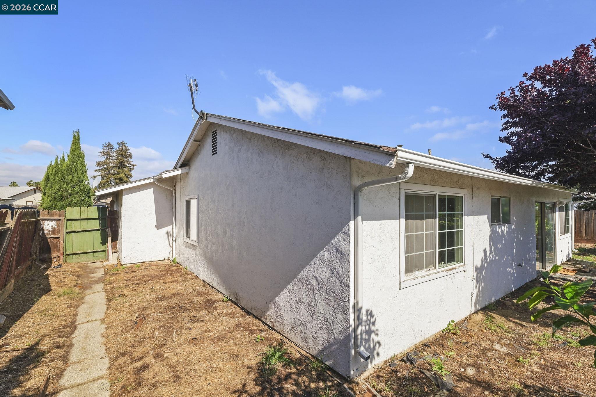 476 Pamela Drive Bay Point, CA 94565 - Photo 21 of 24 a house view with a backyard space