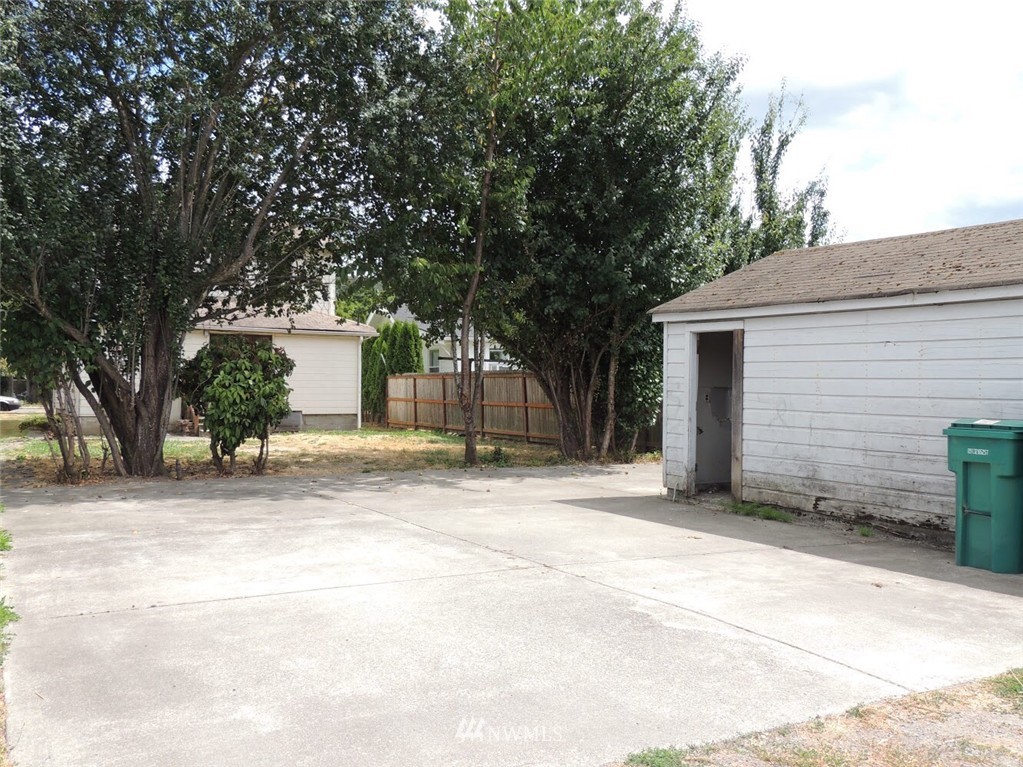 619 Morris Avenue South Renton, WA 98057 - Photo 18 of 21 Gallery Image 18