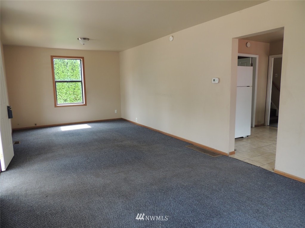619 Morris Avenue South Renton, WA 98057 - Photo 5 of 21 Gallery Image 5